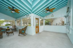 1657 Pin Oak Cut photo 4