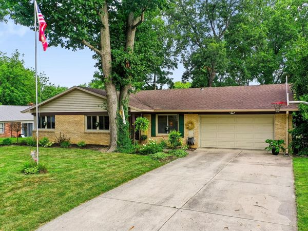 2812 Greenbriar Road, Anderson, IN 46011