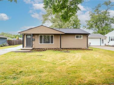207 Pryor Avenue , Tonawanda, NY 14150