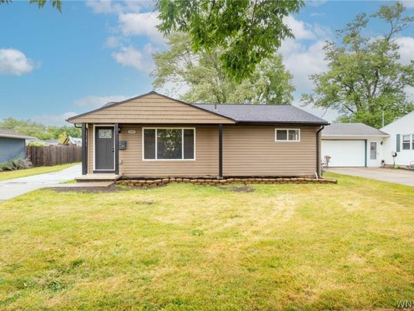 207 Pryor Avenue , Tonawanda, NY 14150