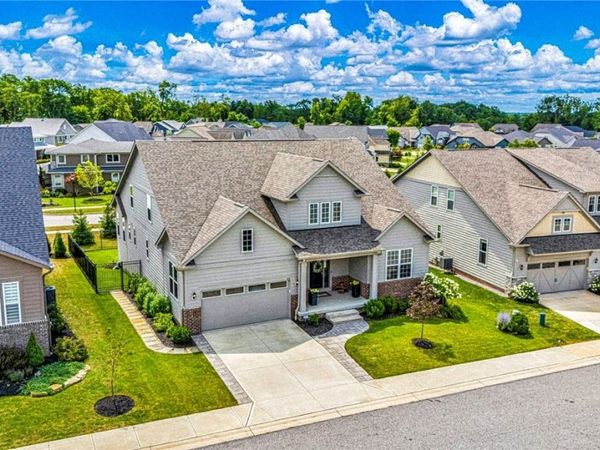 519 Silver Lake Drive, Orange Village, OH 44022