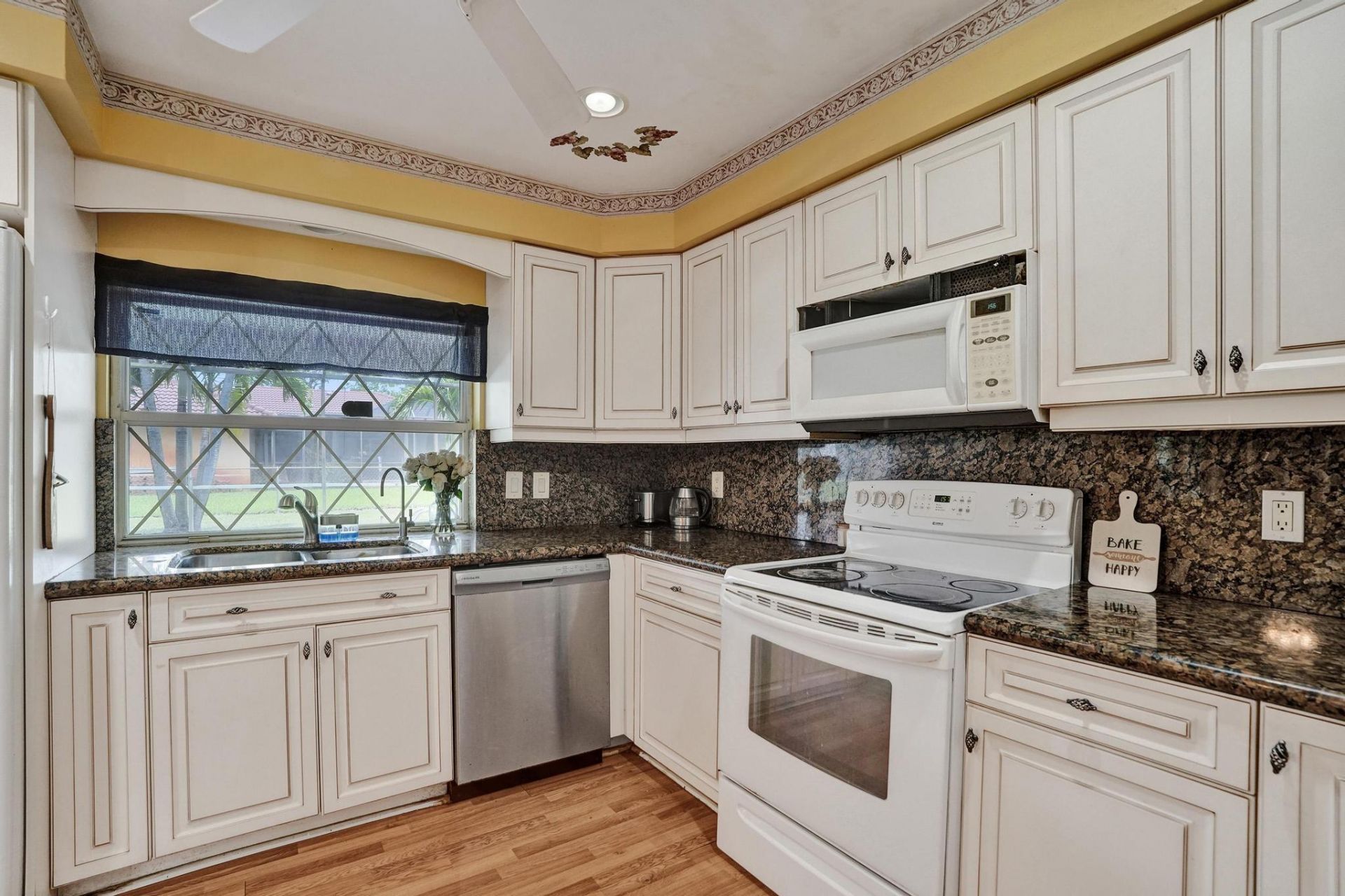 3145 NW 116th Avenue, Coral Springs, FL 33065 Photo