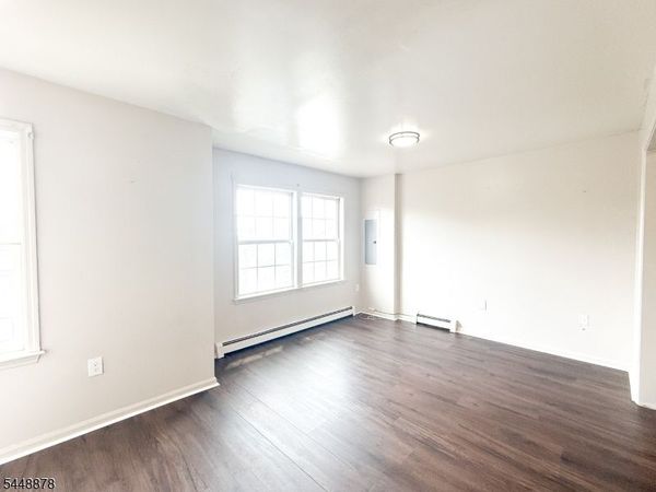 7 N 3Rd St, Paterson, NJ 07522