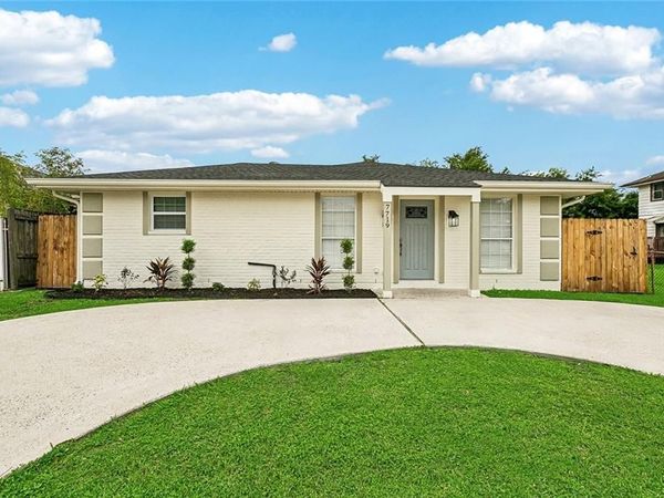 7719 MACKENZIE Street , New Orleans, LA 70128