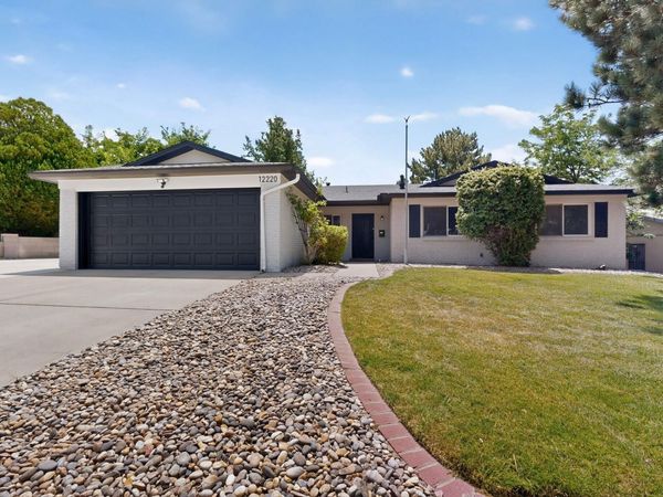12220 Palm Springs Avenue NE, Albuquerque, NM 87111