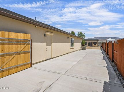 742 Mallard Crest Drive, Sparks, NV 89441 Photo