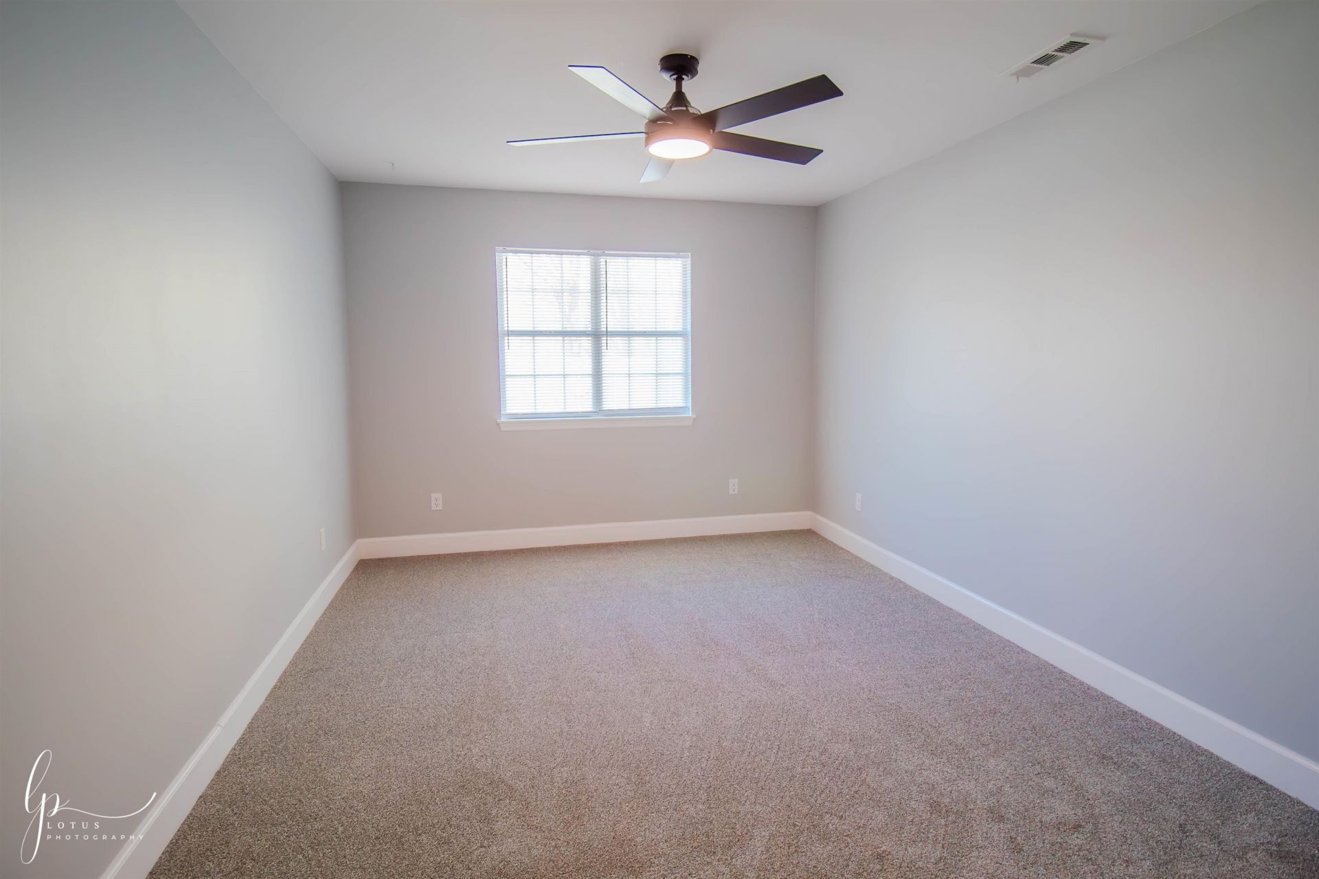 4271 Parkway Ln.  Photo 11