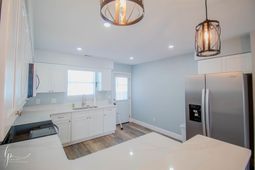 4271 Parkway Ln.  photo 4
