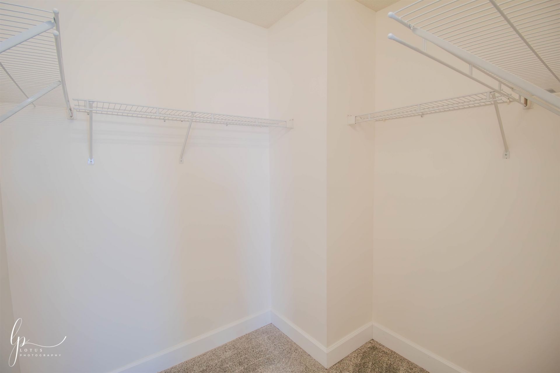 4271 Parkway Ln.  Photo 6