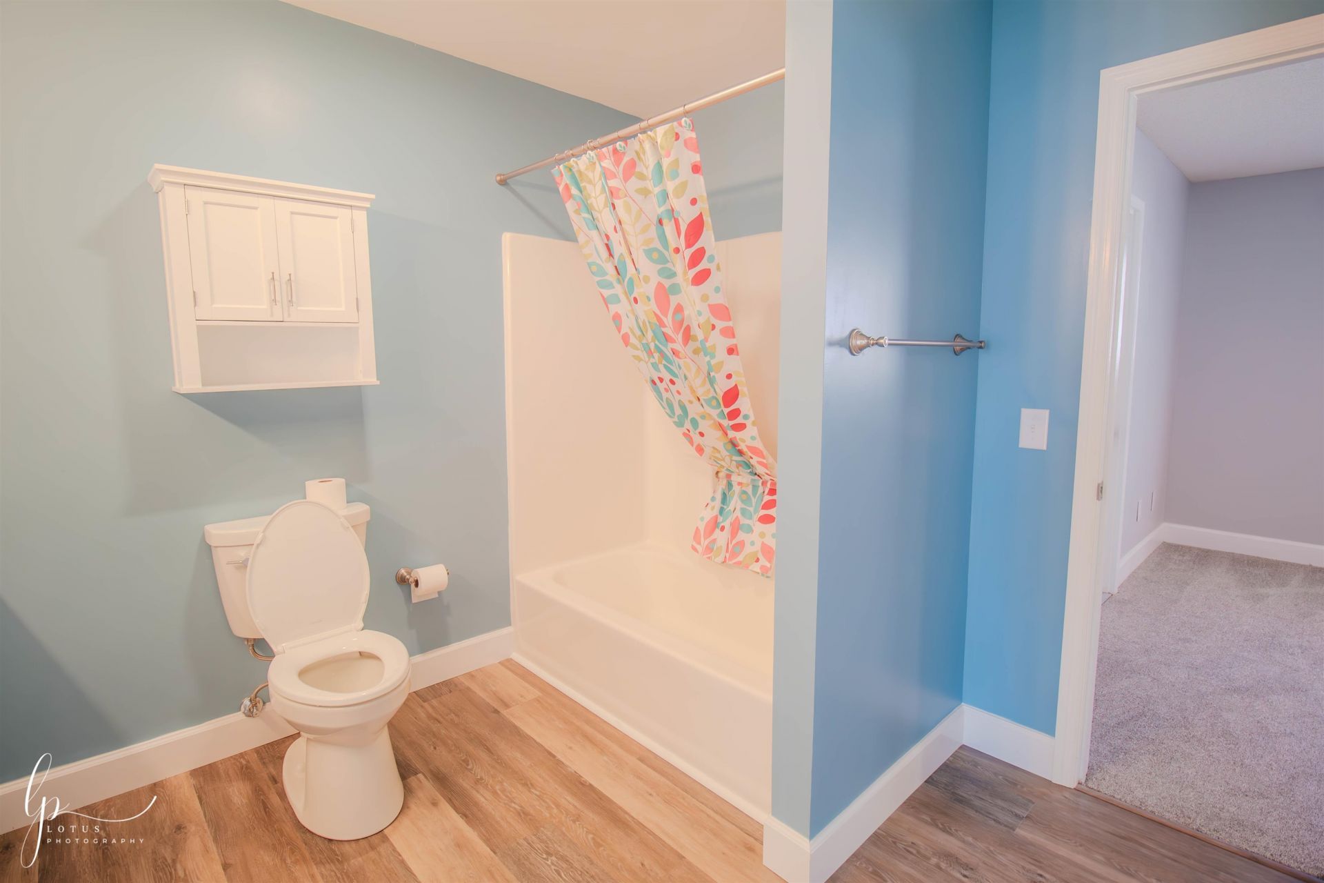 4271 Parkway Ln.  Photo 7