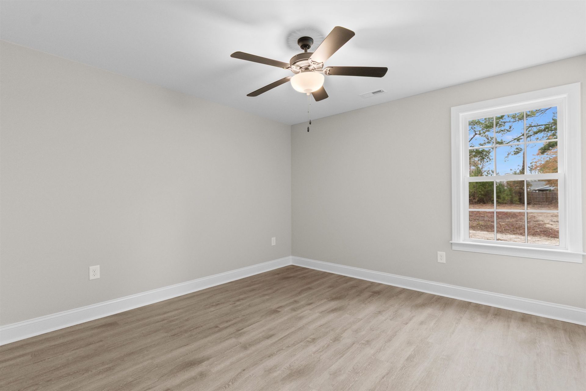 1391 Justice Loop  Photo 24