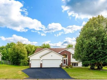 22363 Jed Drive, Rogers, MN 55374