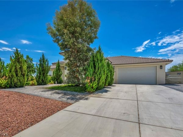 6680 Greenbriar Court, Pahrump, NV 89061