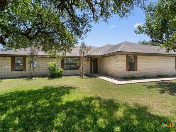 349 Seven Ranch Road , Salado, TX 76571