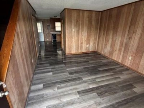 607 lEGION Road , Lenoir, NC 28645