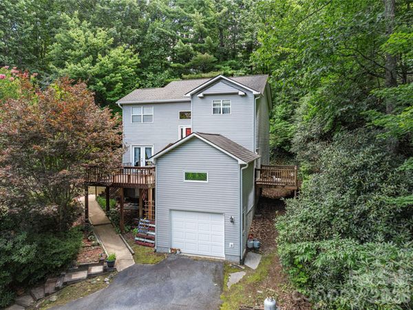 5 Summer Savory Court , Flat Rock, NC 28731