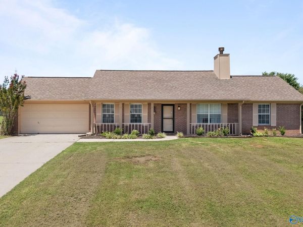 122 Delta Pine Drive, Huntsville, AL 35811