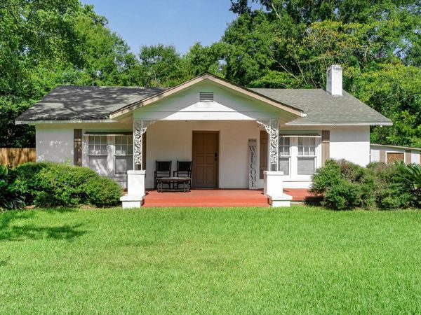 417 S 13th Ave., Hattiesburg, MS 39401