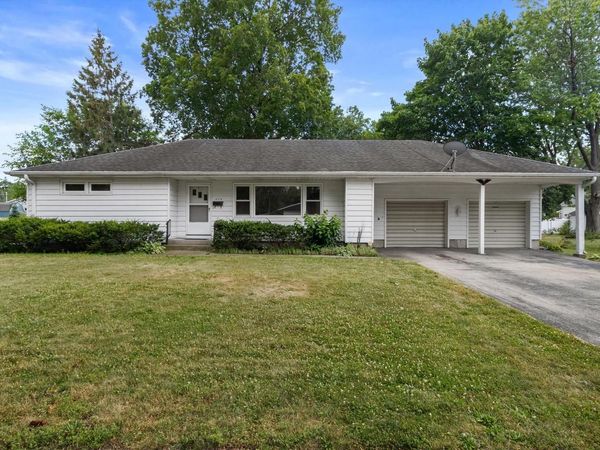 434 E Ogden STREET, Jefferson, WI 53549