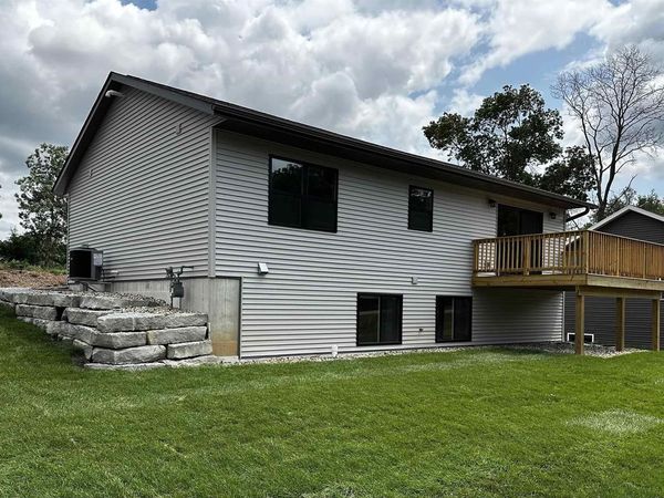 328 Brooke Circle, Montello, WI 53949