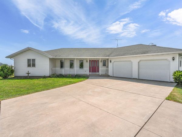 W13282 Carter Road, Ripon, WI 54971