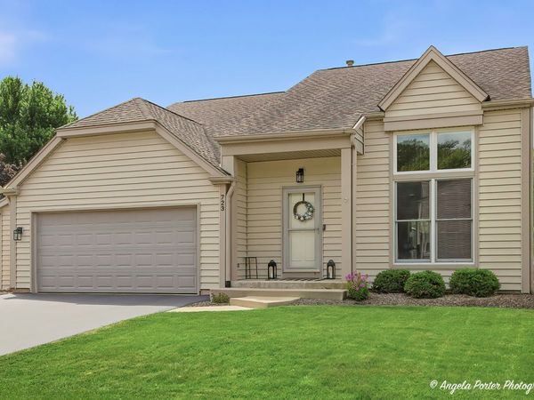 723 Edelweiss Drive , Lake Zurich, IL 60047