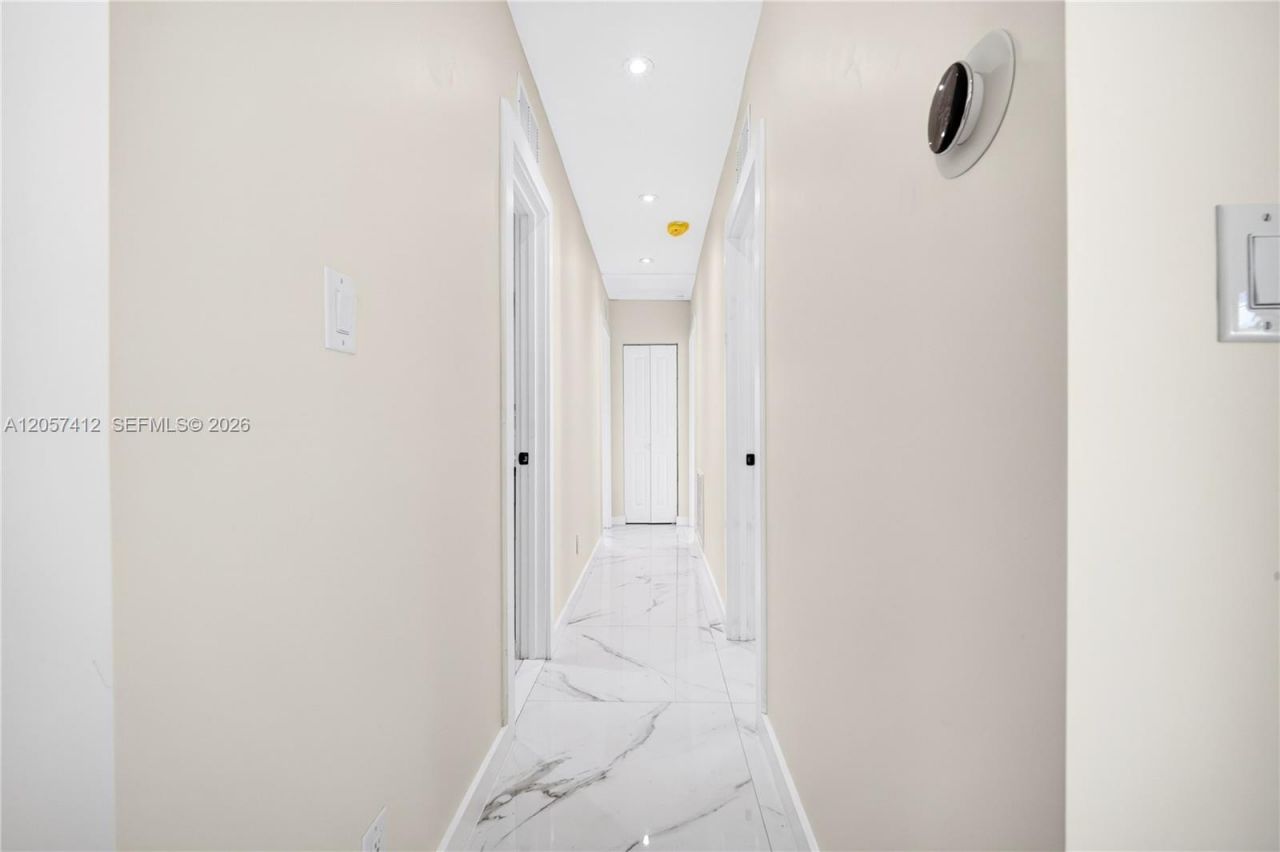 5715 Jackson St , Hollywood, FL 33023 Photo
