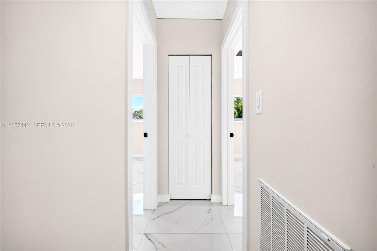5715 Jackson St , Hollywood, FL 33023 Photo