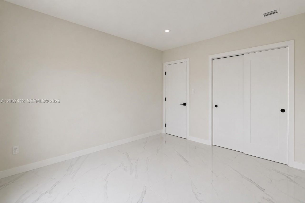 5715 Jackson St , Hollywood, FL 33023 Photo