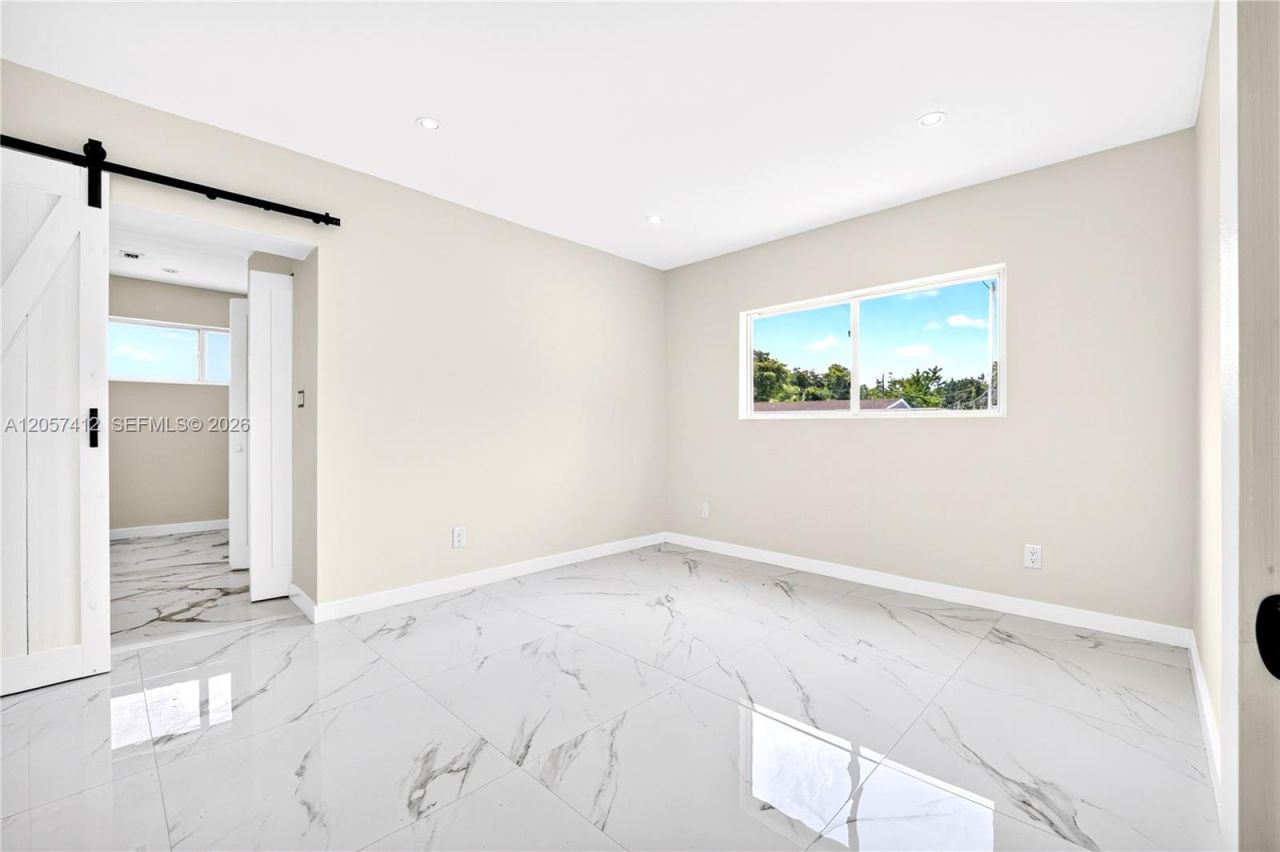 5715 Jackson St , Hollywood, FL 33023 Photo