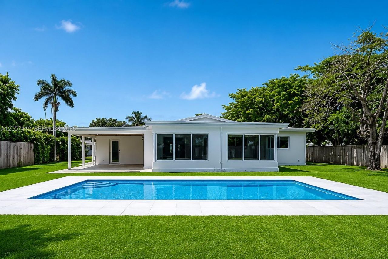 5715 Jackson St , Hollywood, FL 33023 Photo