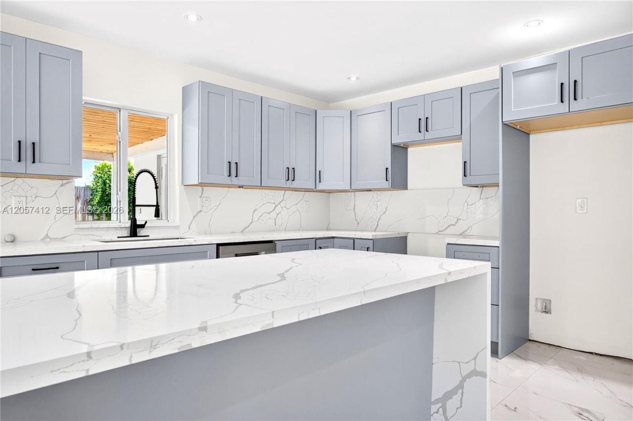5715 Jackson St , Hollywood, FL 33023 Photo