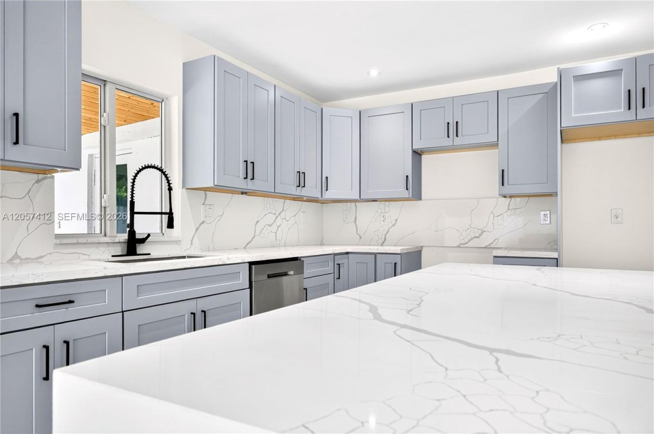 5715 Jackson St , Hollywood, FL 33023 Photo