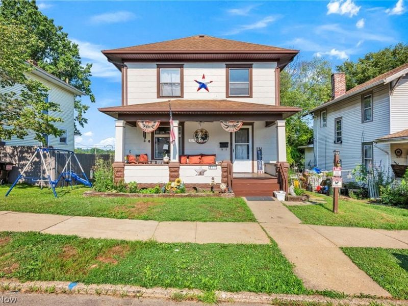 817 N 12th Street, Cambridge, OH 43725 Photo 1