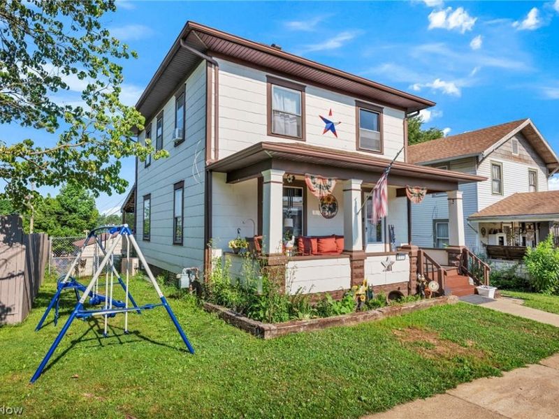817 N 12th Street, Cambridge, OH 43725 Photo 2