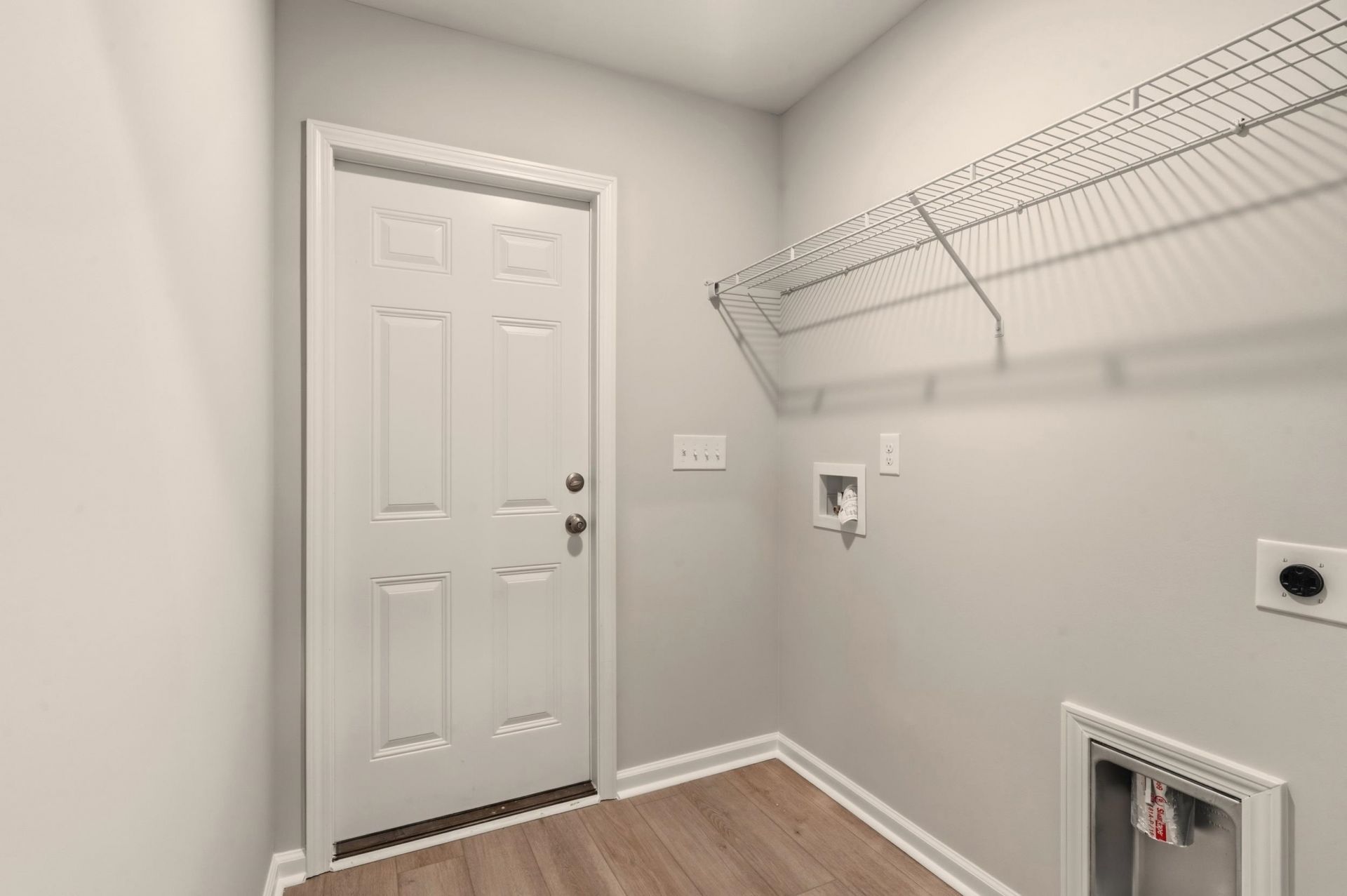 323 Barn Owl Way  Photo 8