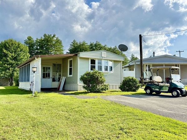 281 Chauncey Walker St, Unit 170, Belchertown, MA 01007