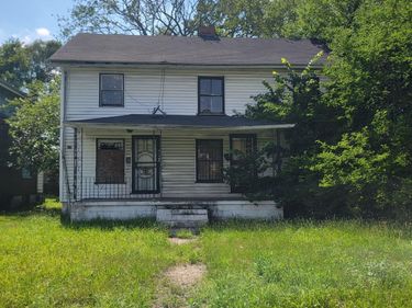 750 Van Buren Street , Gary, IN 46407