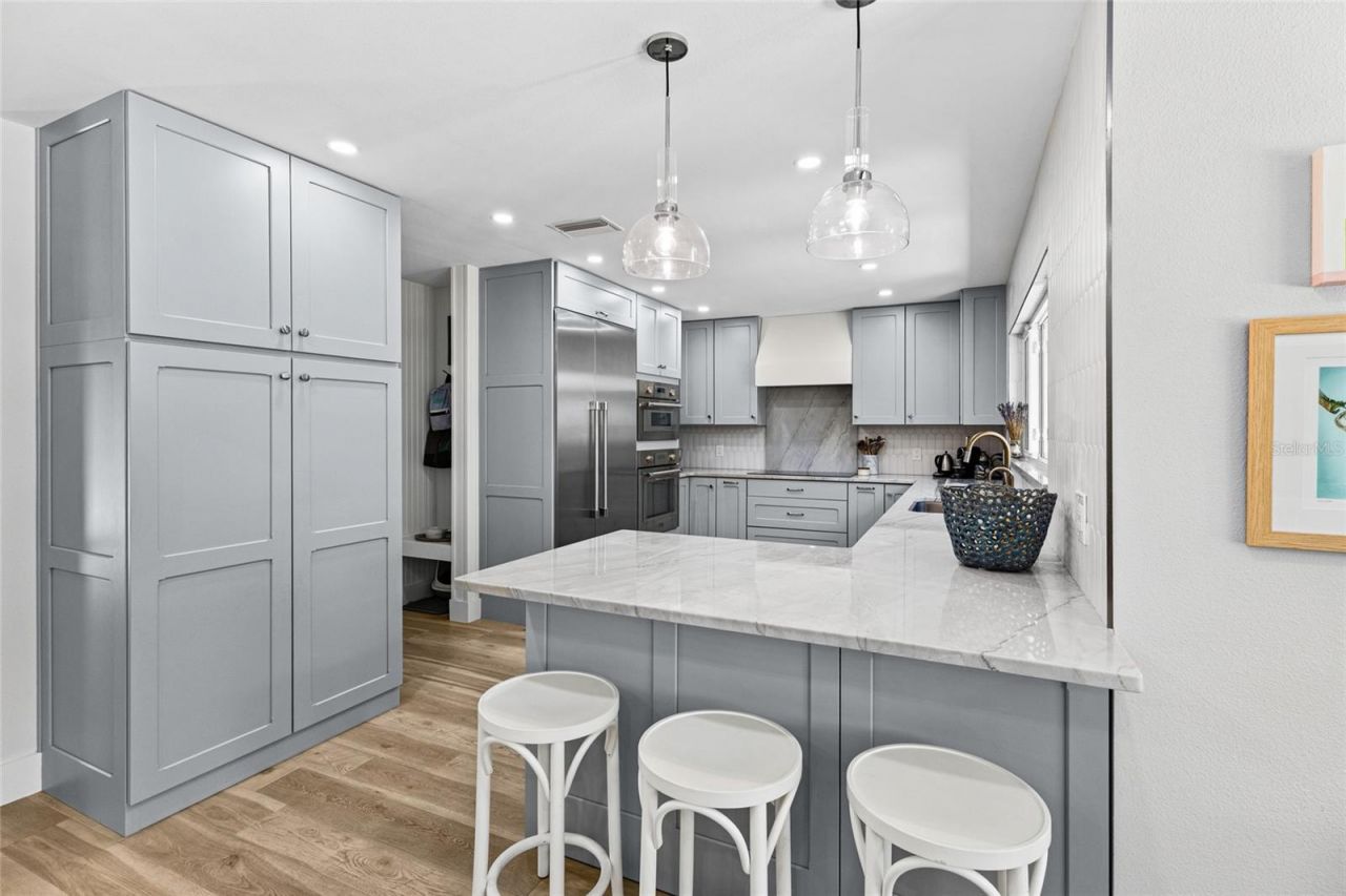 801 Edgemere Lane, Sarasota, FL 34242 Photo