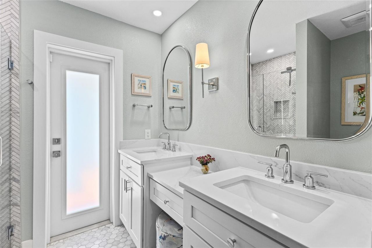 801 Edgemere Lane, Sarasota, FL 34242 Photo