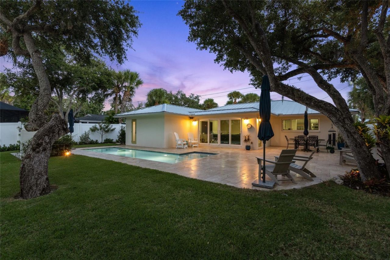 801 Edgemere Lane, Sarasota, FL 34242 Photo