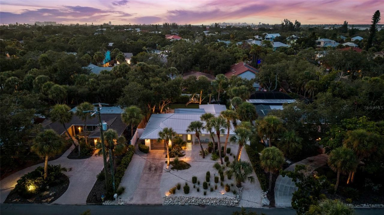 801 Edgemere Lane, Sarasota, FL 34242 Photo