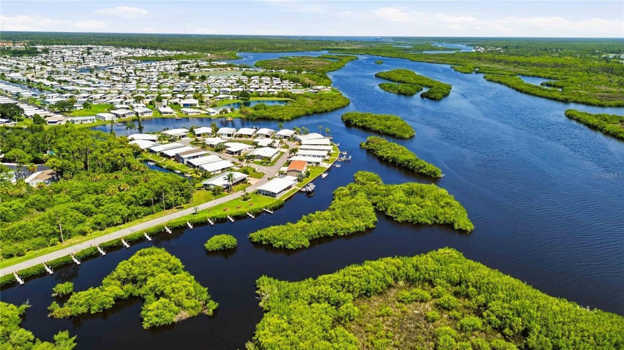 140 Rarotonga Way , North Port, FL 34287 Photo