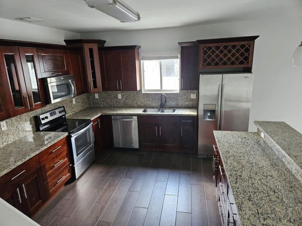 323 SW 11TH Street, Fort Lauderdale, FL 33315
