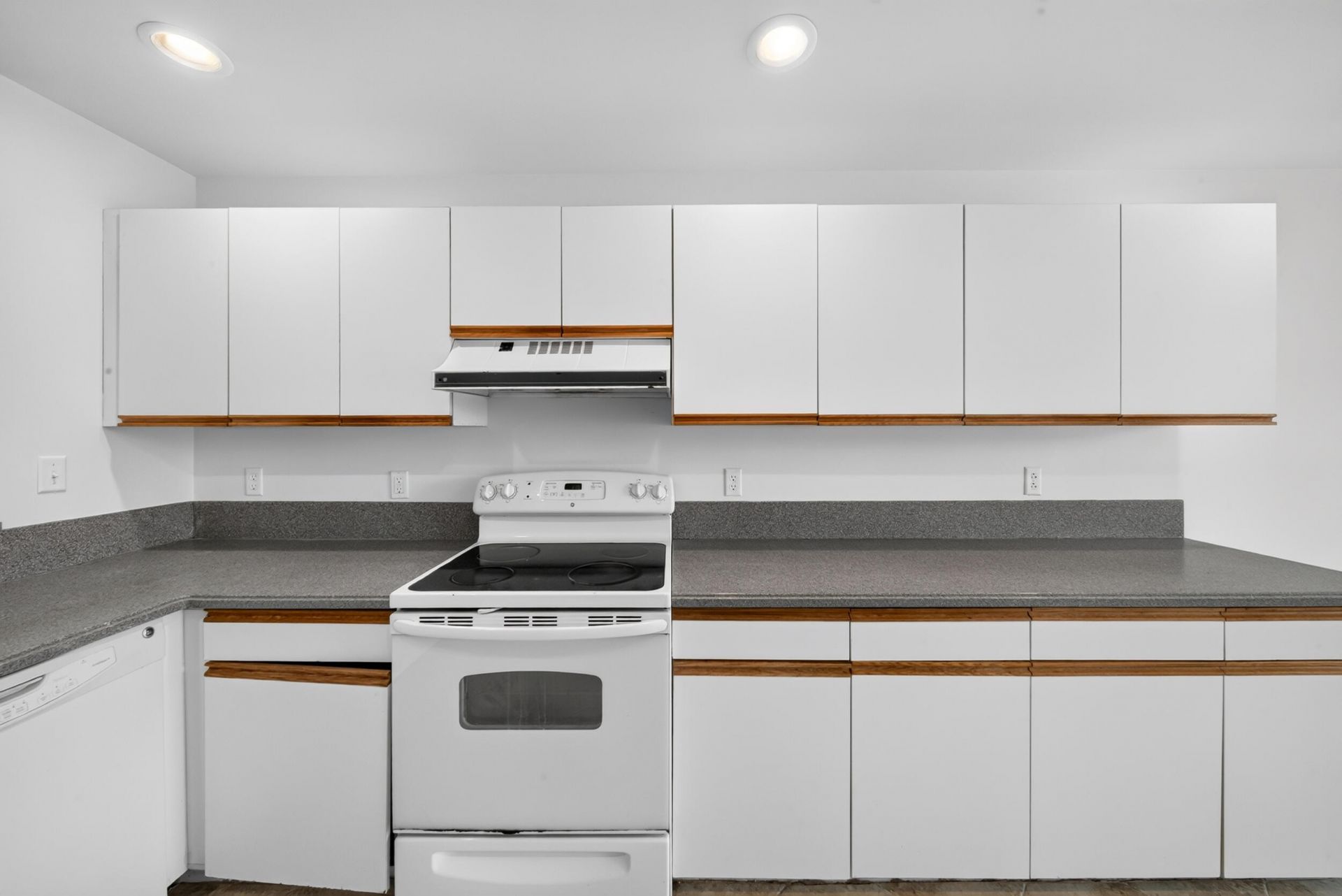 1998 NE 7th Street, Unit 103, Deerfield Beach, FL 33441 Photo
