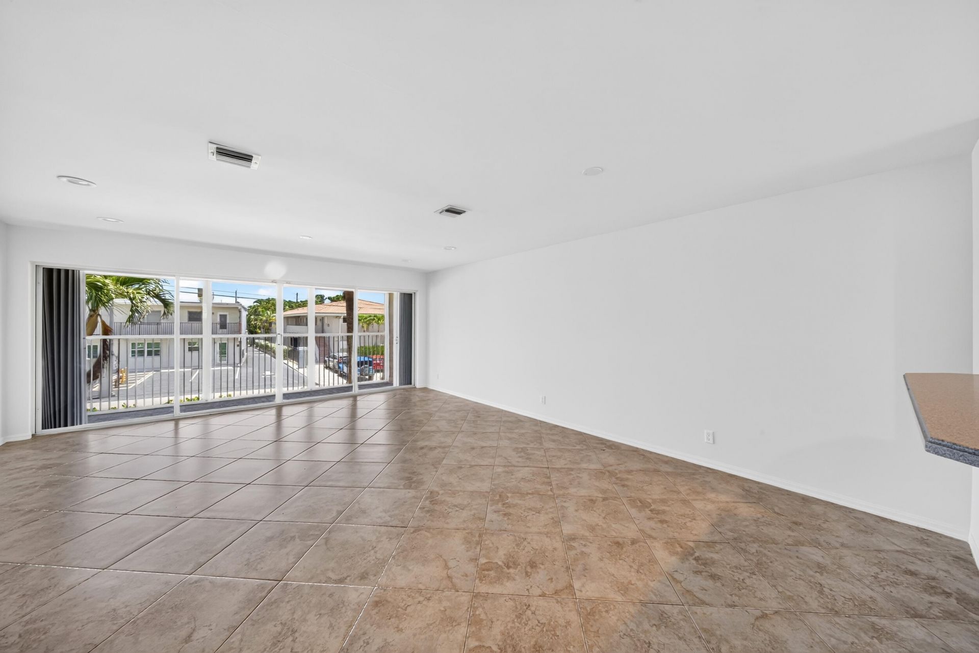 1998 NE 7th Street, Unit 103, Deerfield Beach, FL 33441 Photo