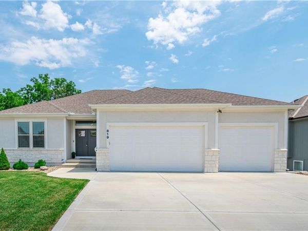 819 Old Paint Road, Raymore, MO 64083