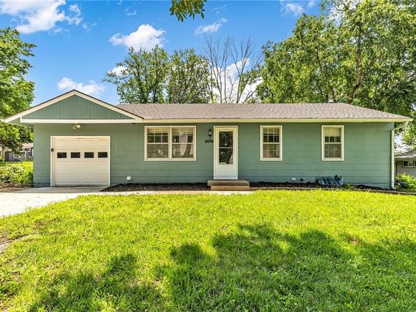 5015 NE 44th Street, Kansas City, MO 64117