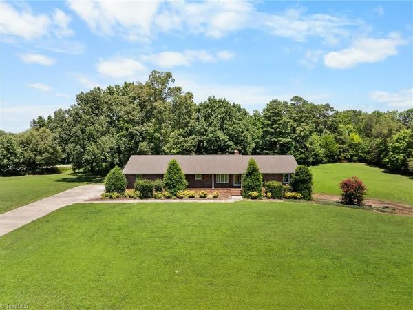 200 Enterprise Road , Lexington, NC 27295