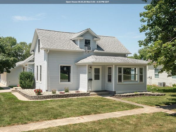 430 ARIZONA AVE SW, Orange City, IA 51041